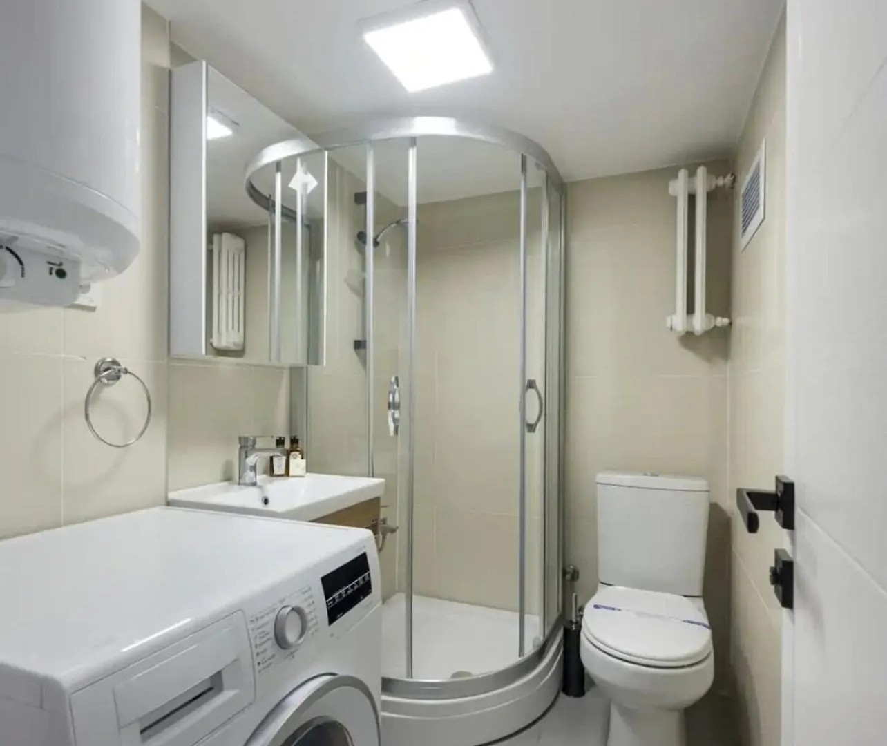 Gorgeous Bright New 2Bd Central Home! #212 Estambul 0*,